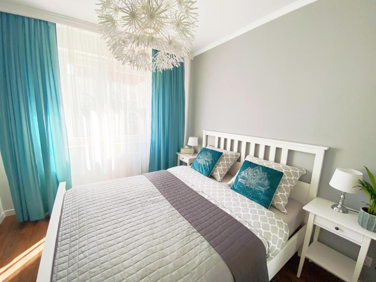 Apartament Na Teczowej Wrocław Buitenkant foto