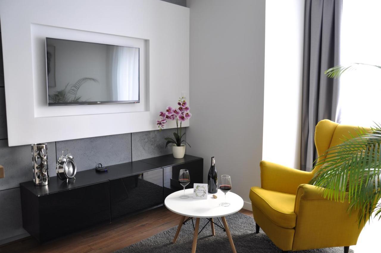 Apartament Na Teczowej Wrocław Buitenkant foto