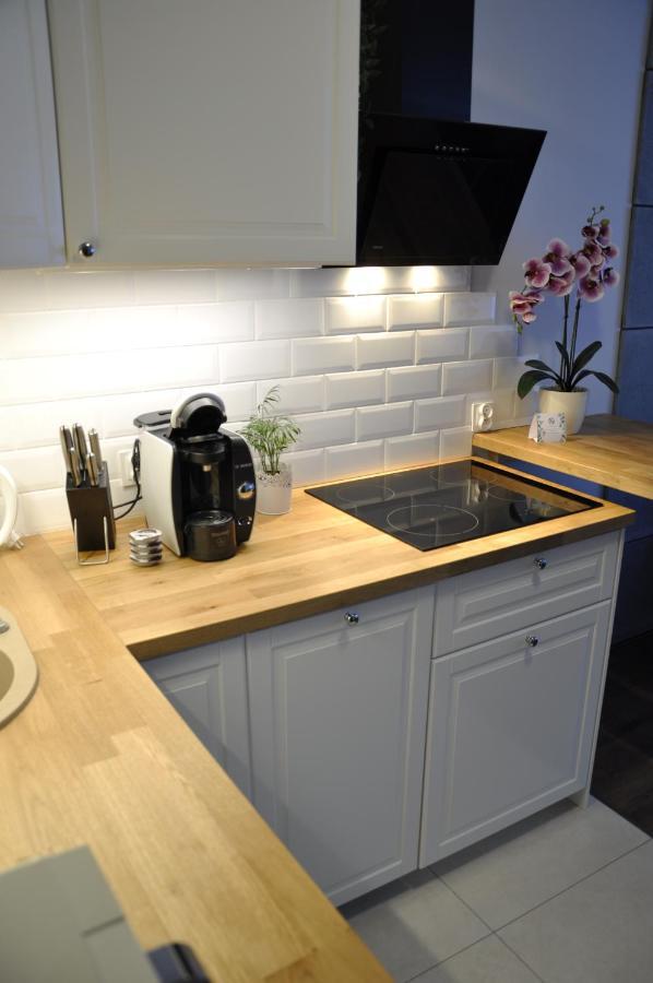 Apartament Na Teczowej Wrocław Buitenkant foto